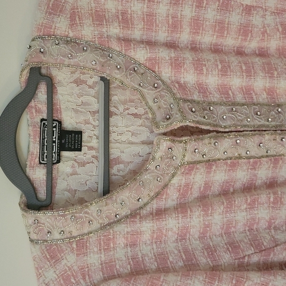 BEREK by TAKAKO SAKON Pink Plaid Tweed Lace Beaded Embellished Blazer - Picture 4 of 16